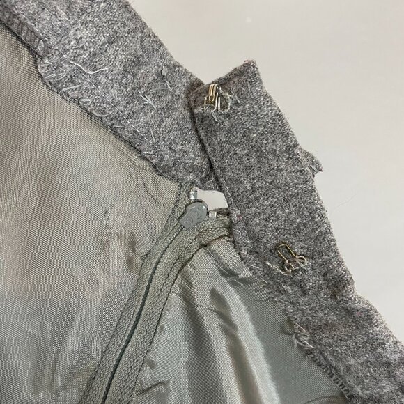 Vintage Wool Skirt Gray Pleated Simple Classic Modest Lined Professional Office - Picture 10 of 12